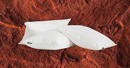 Our Favorite Down Pillows for a Luxurious Night's Sleep